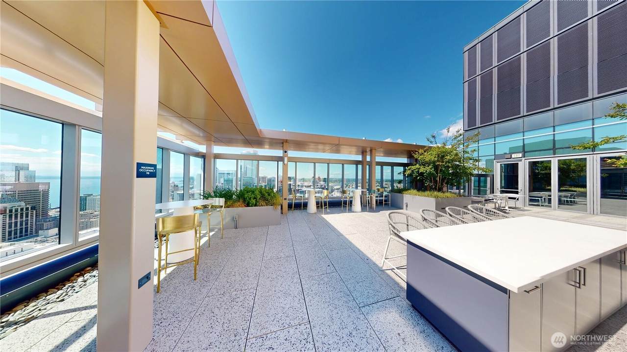 800 Columbia Street - Photo 1