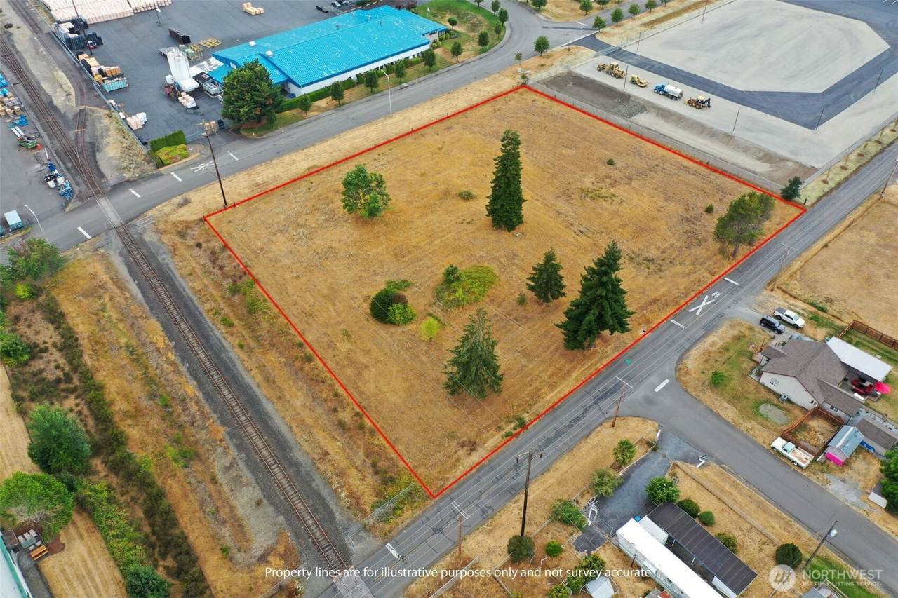 1805 Sandra Avenue - Photo 1