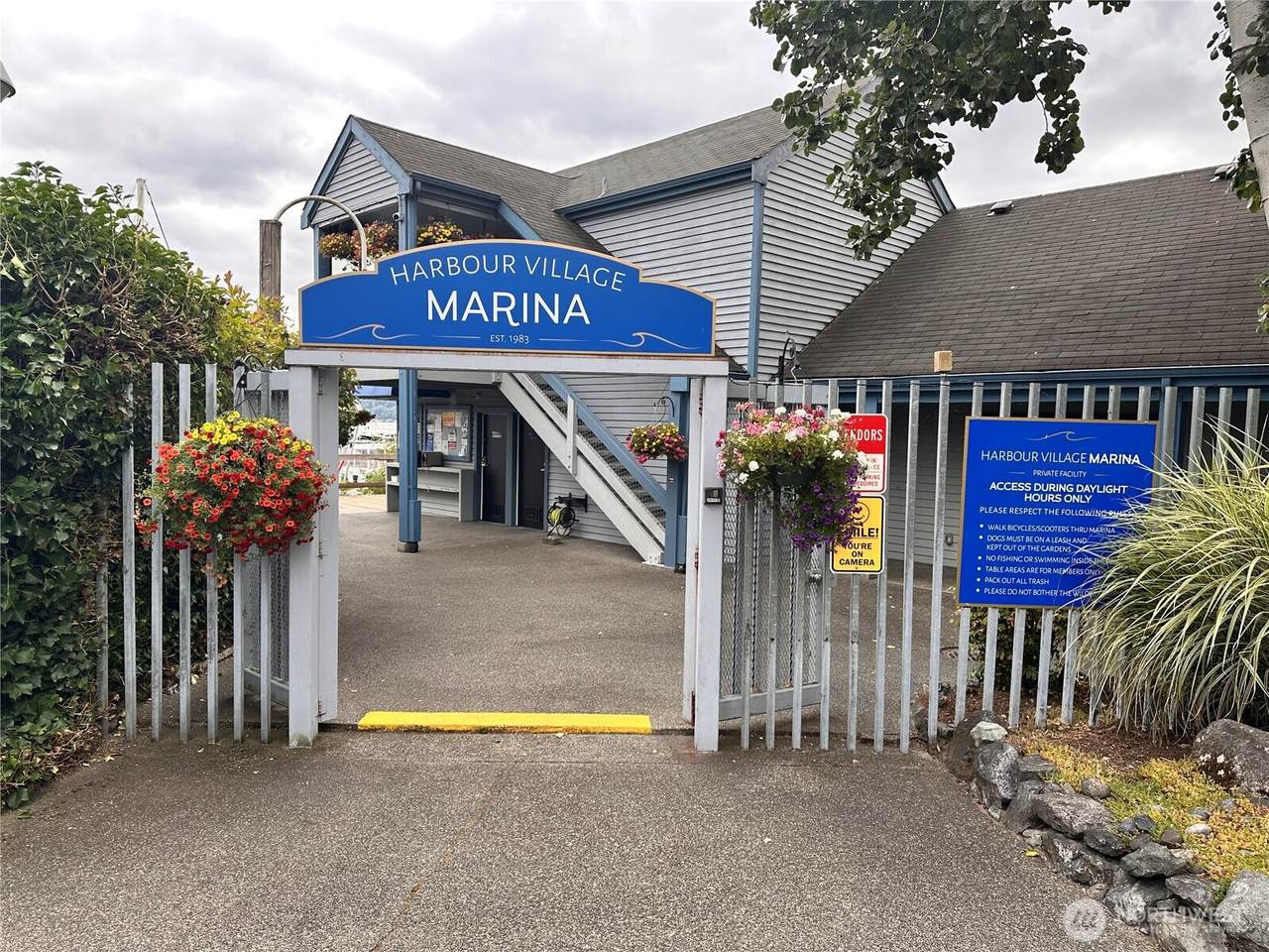 6155 175th Street - Photo 1