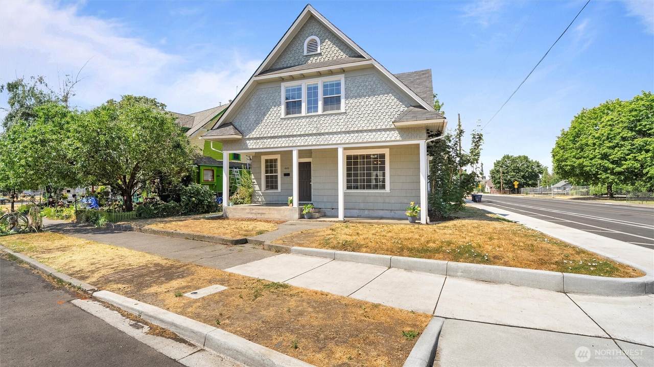 445 Crescent Street - Photo 1