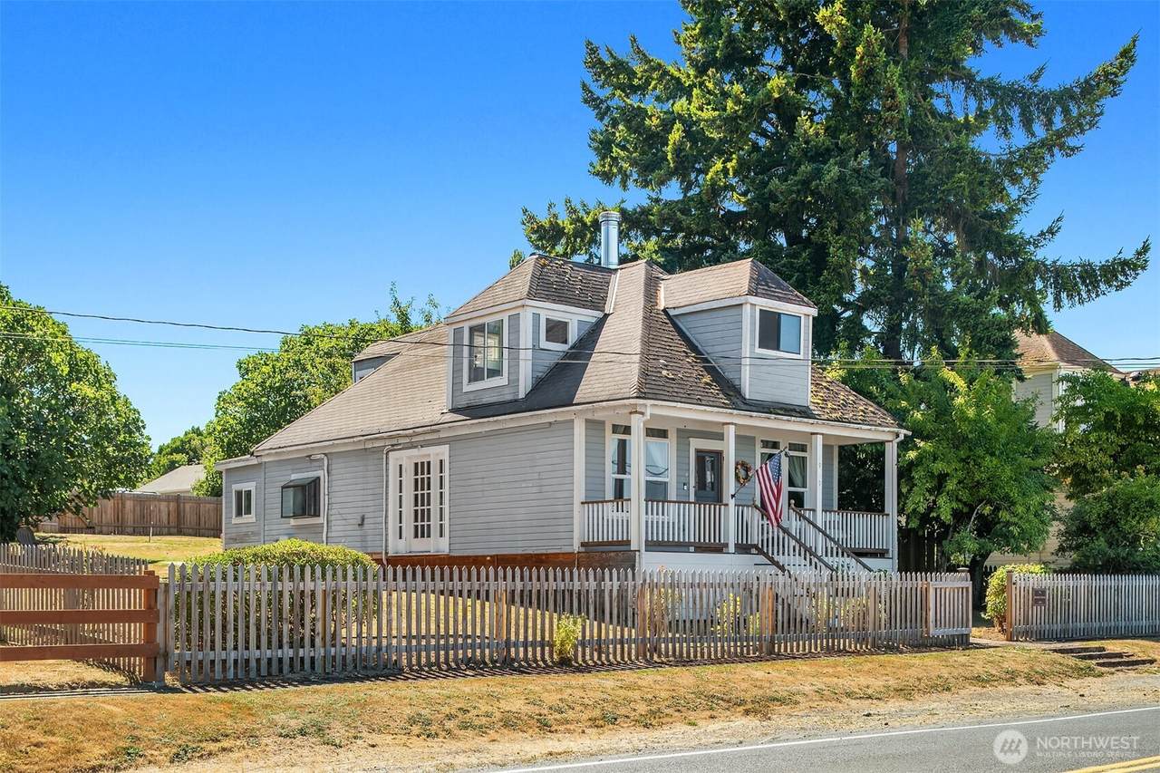 9819 Dock Street - Photo 1