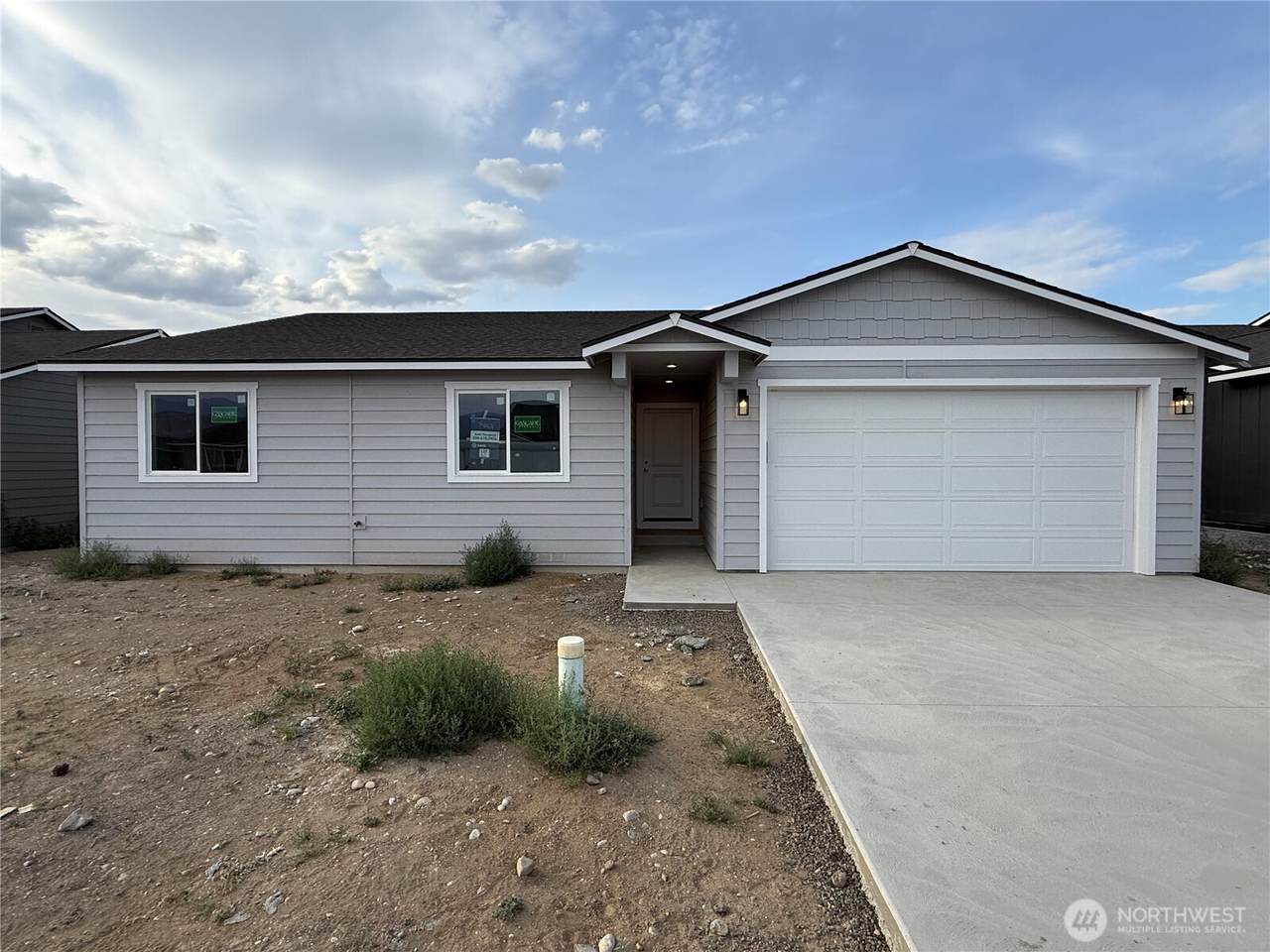 2425 Noah Street - Photo 1