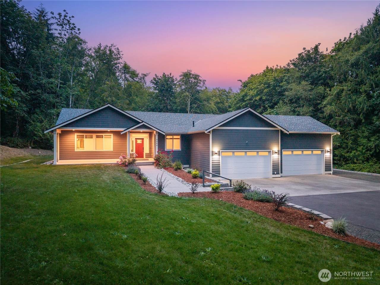 4464 Eastway Drive - Photo 1