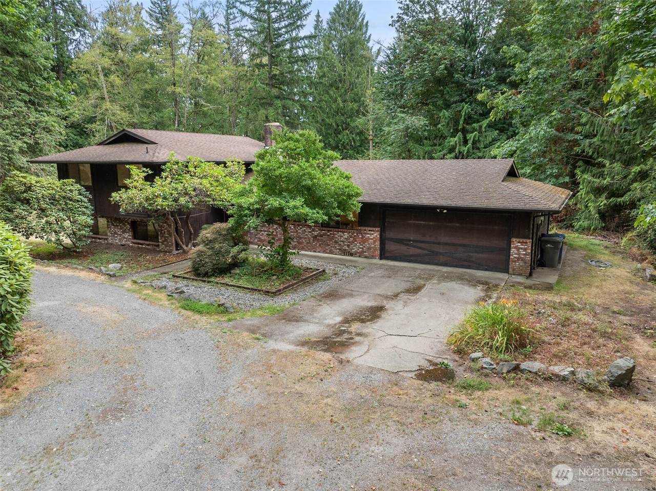 17508 48th Street - Photo 1