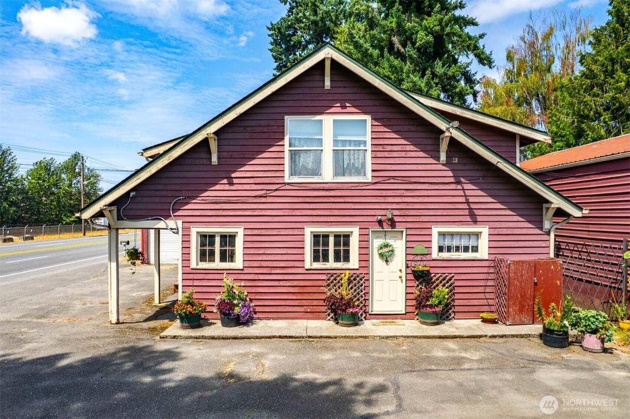 1109 Valley Avenue - Photo 1