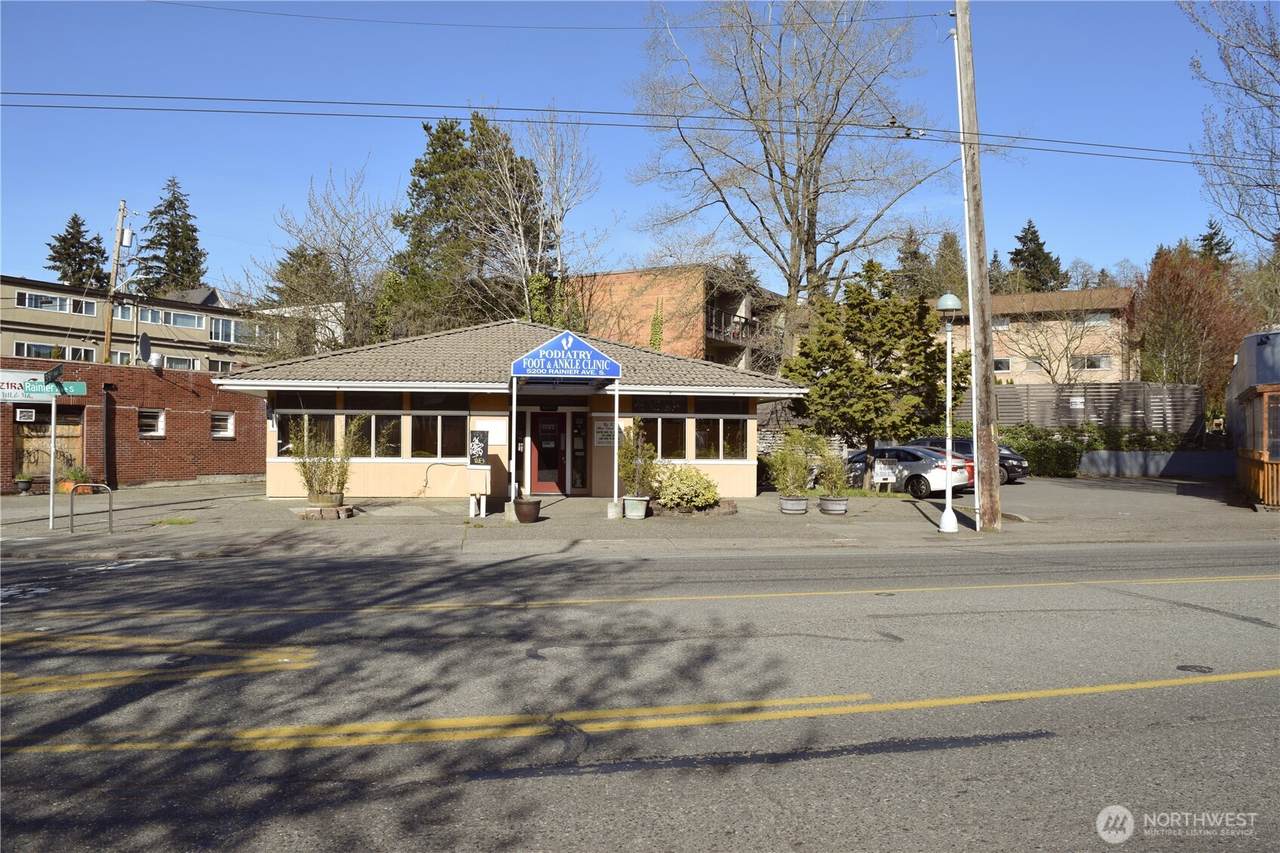 5200 Rainier Avenue - Photo 1