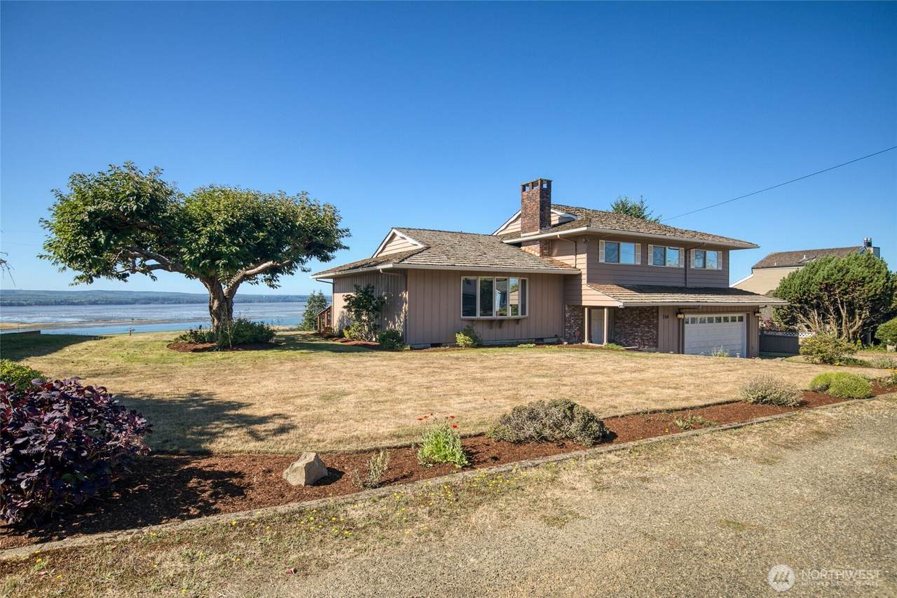 316 Beacon Hill Drive - Photo 1