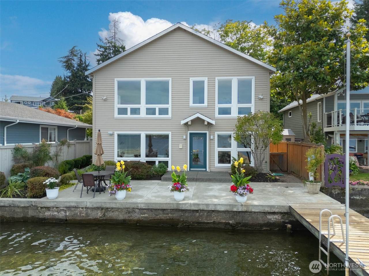 11204 Rainier Avenue - Photo 1