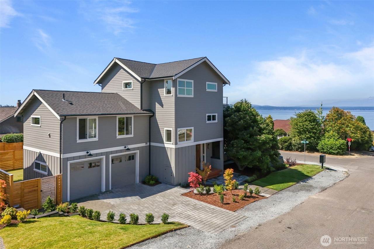 721 130th Street - Photo 1