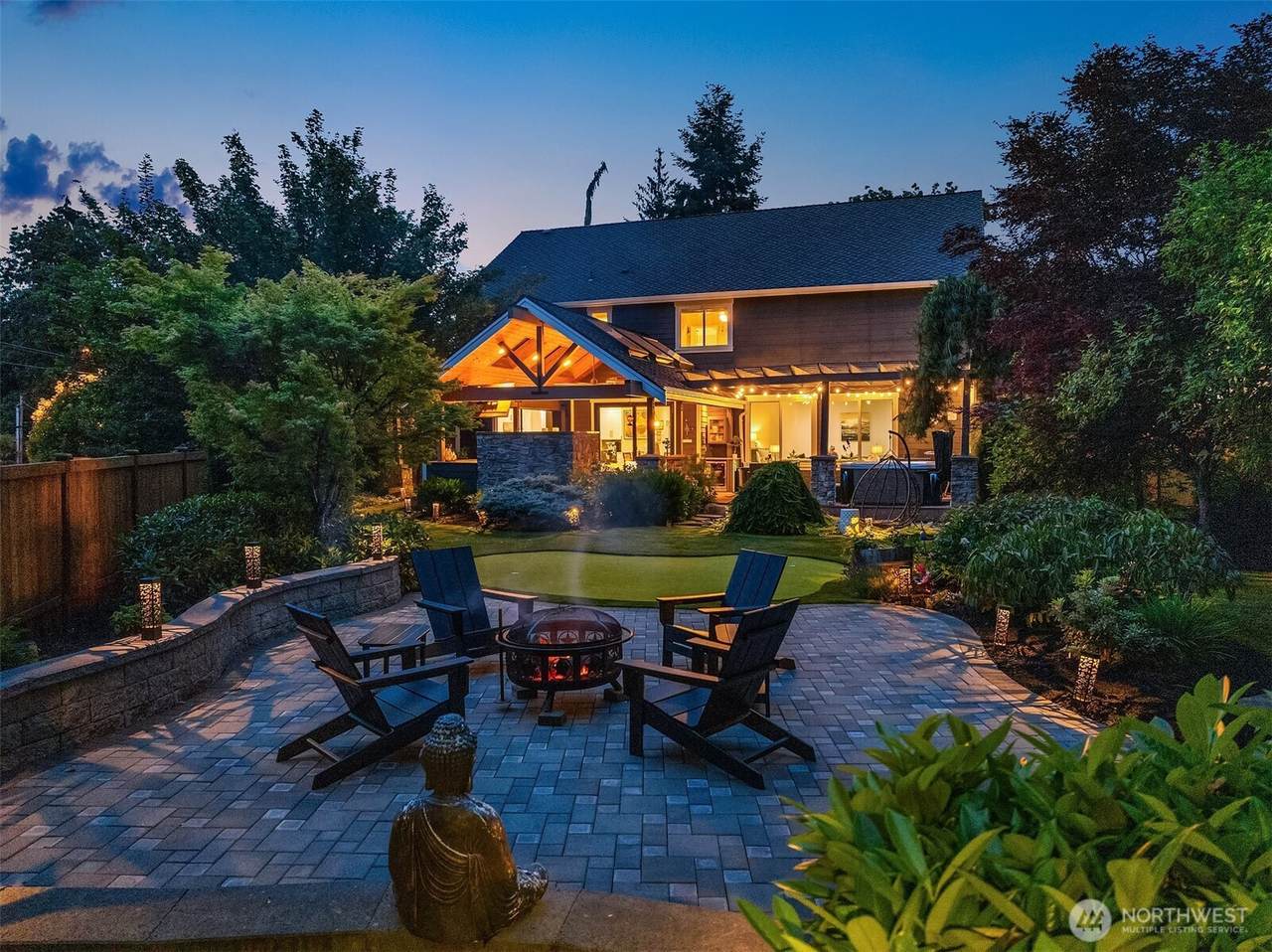 8907 152nd Place - Photo 1