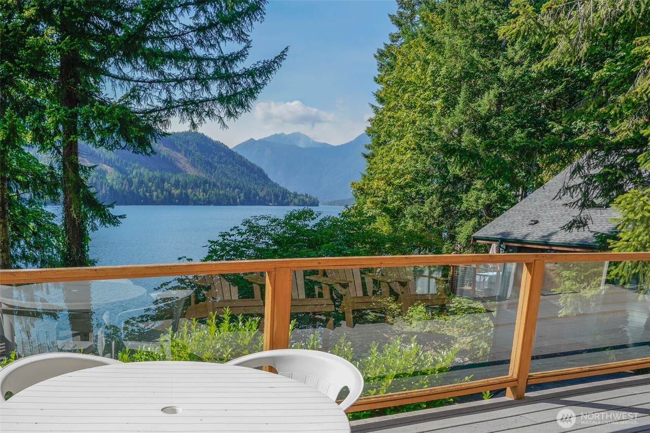 90 Lakefront Loop - Photo 1