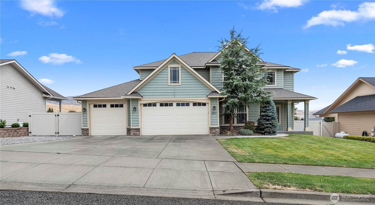 3517 Dianna Way - Photo 1