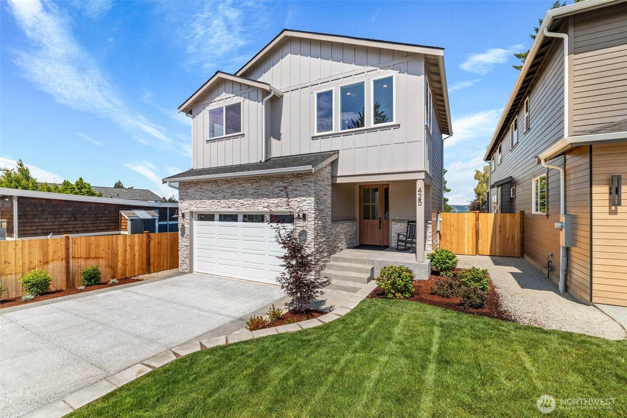 425 Ton-A-Wan-Da Avenue - Photo 1