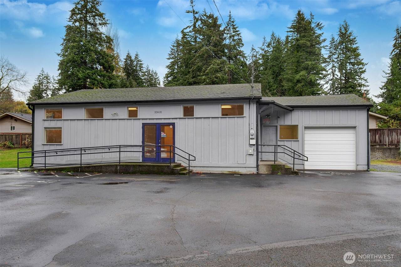 23631 Edmonds Way - Photo 1