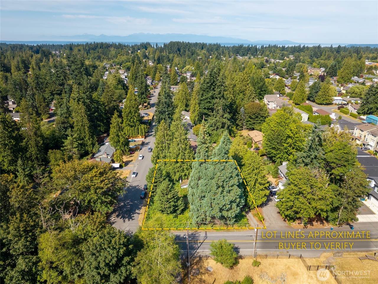 15304 44th Avenue - Photo 1