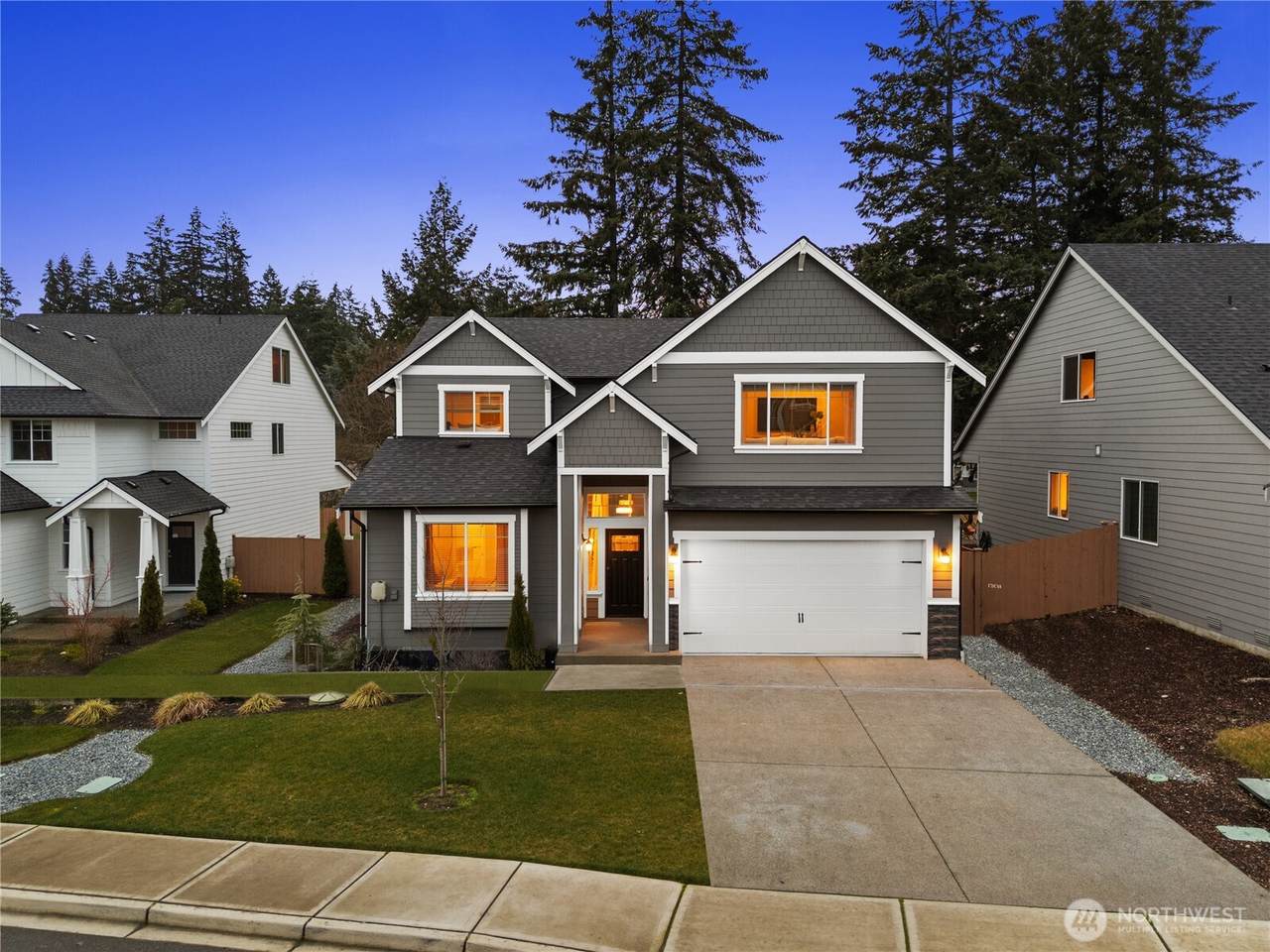 16716 8th Avenue - Photo 1