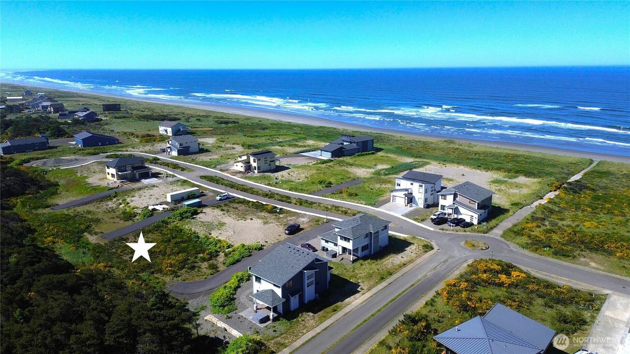 1501 Beach Glass Lane - Photo 1