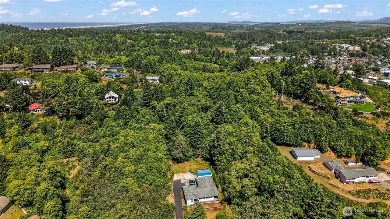 4001 Fourth Avenue - Photo 1