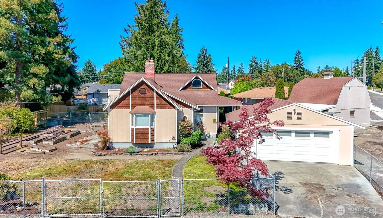 6405 Montclair Avenue - Photo 1