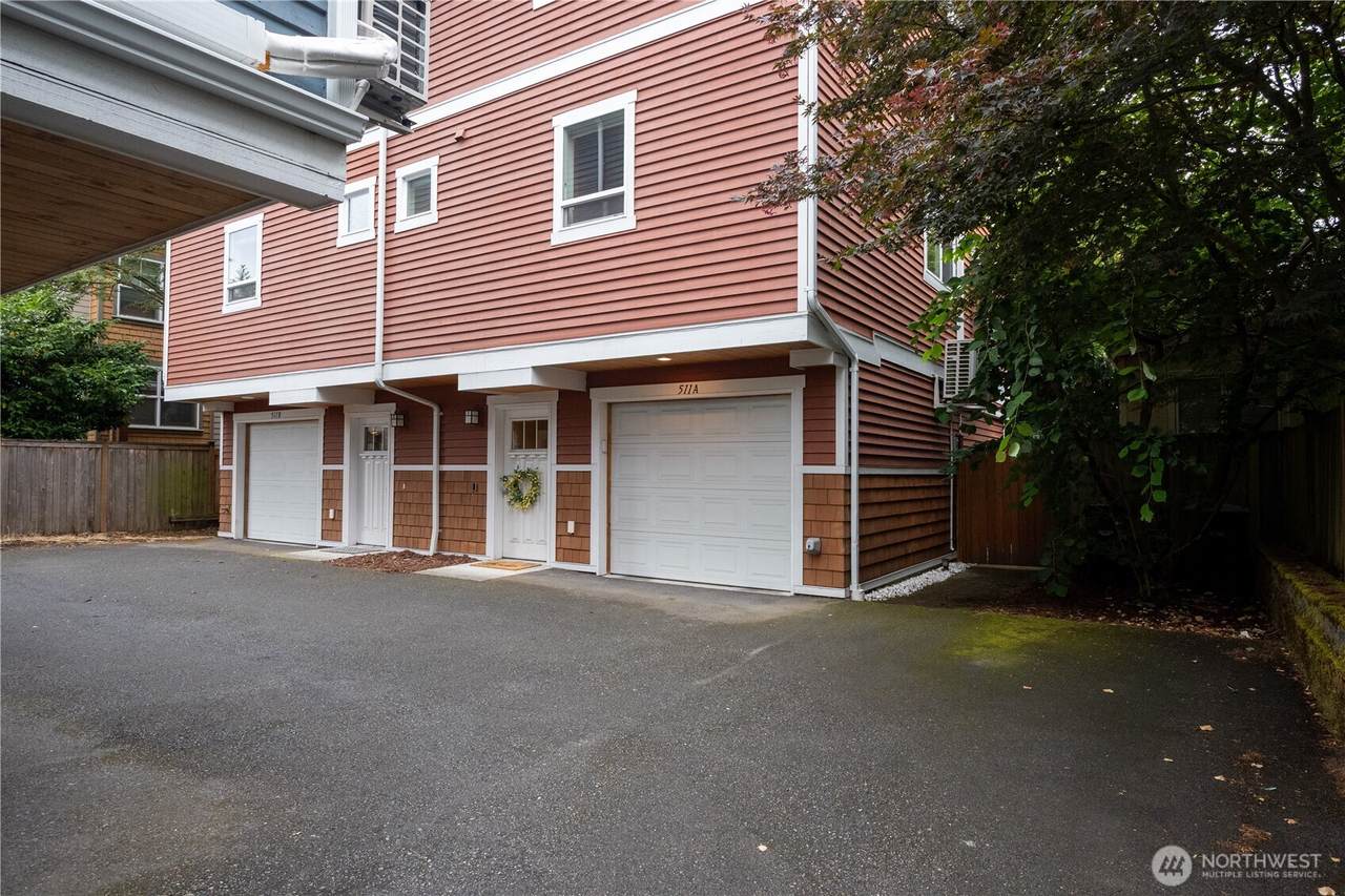 511 46th Street - Photo 1