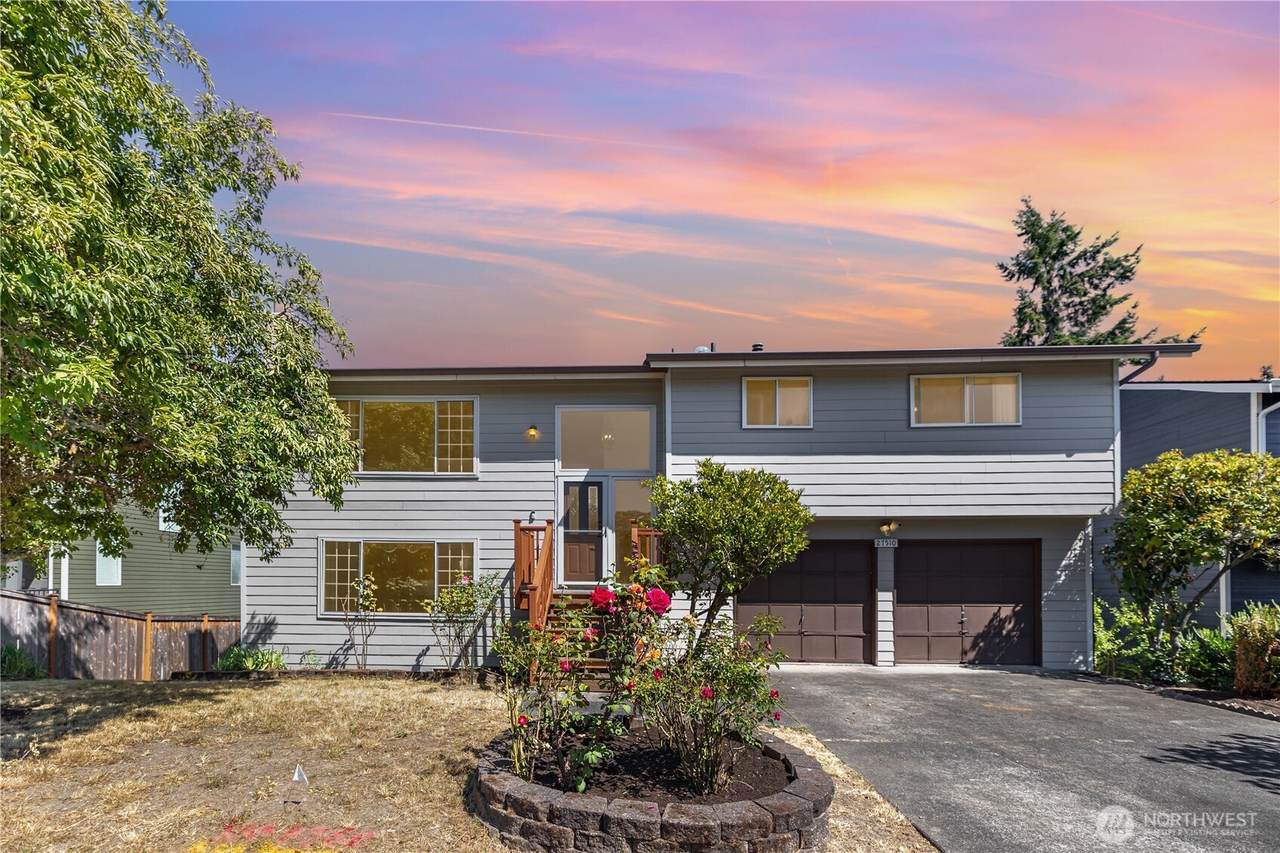 27510 12th Place - Photo 1