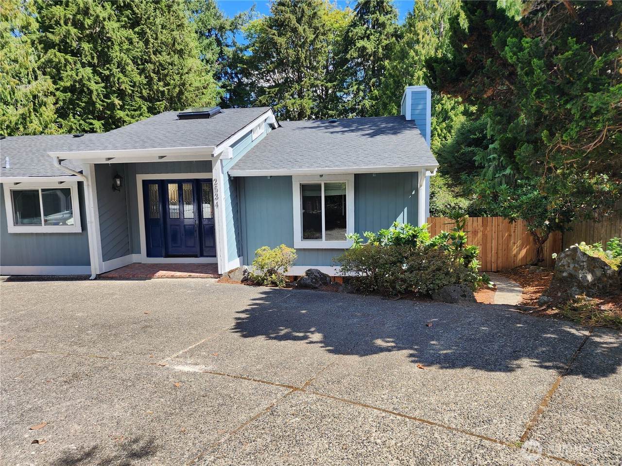 2534 Wedgewood Court - Photo 1