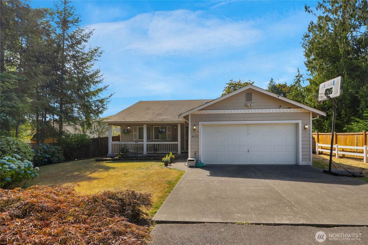 4612 75th Avenue - Photo 1