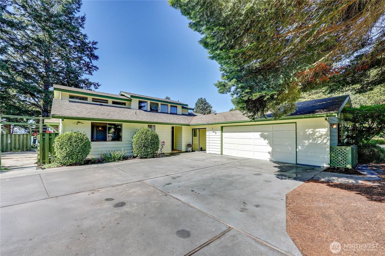 56 Bayview Lane - Photo 1