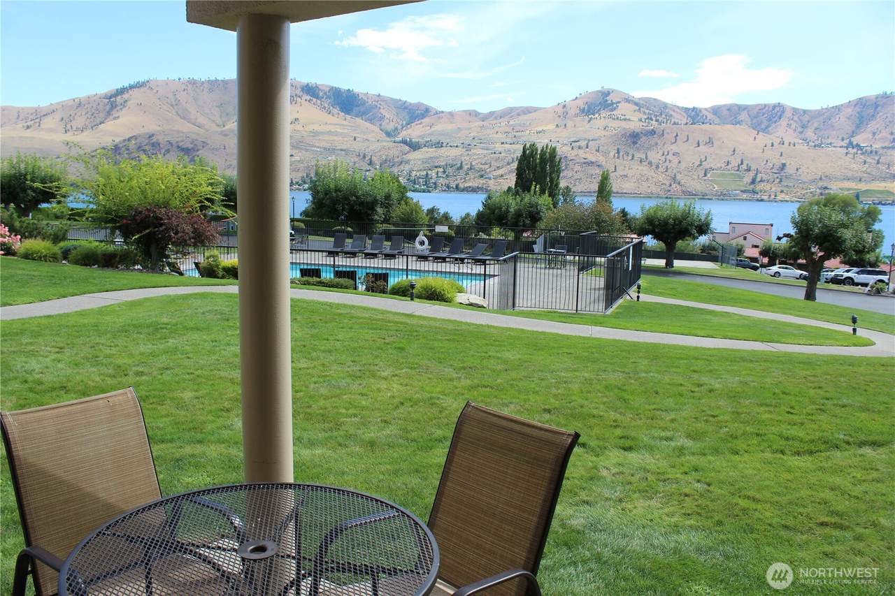 100 Lake Chelan Shores Dr. - Photo 1
