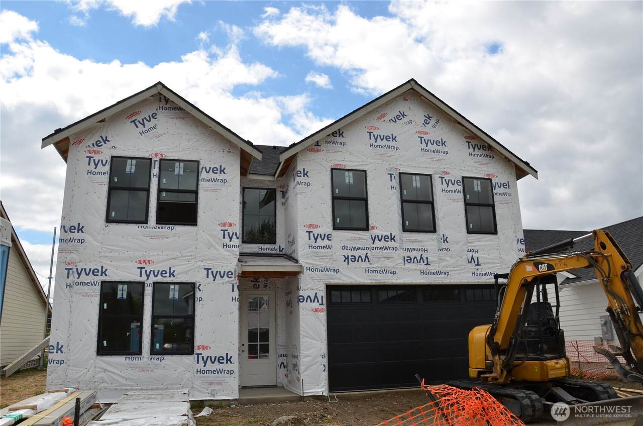 629 Bucko Avenue - Photo 1