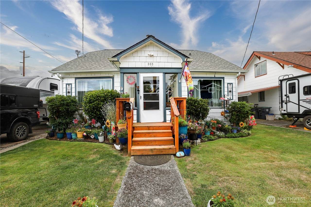 305 Fillmore Street - Photo 1