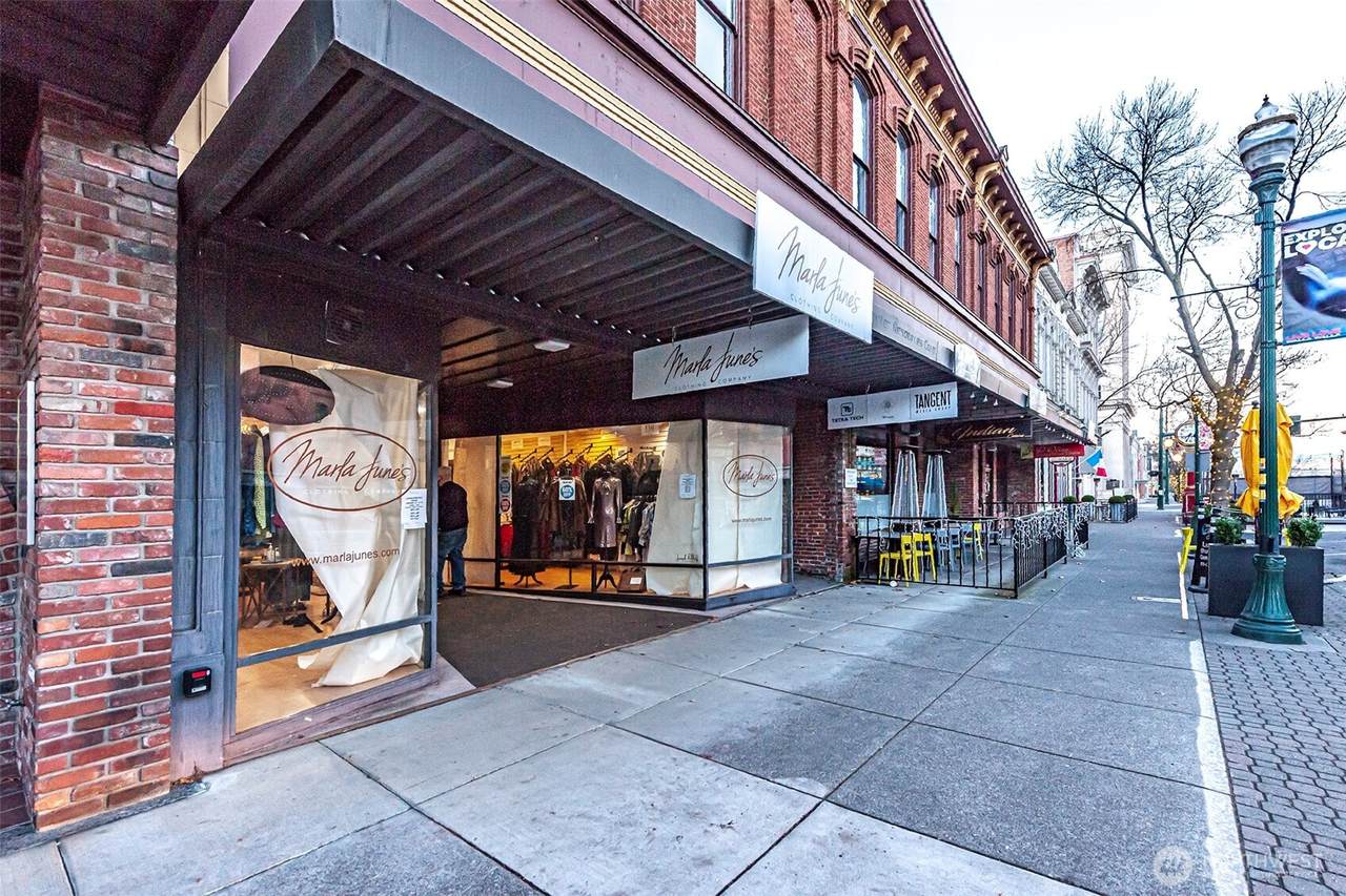 16 Main Street - Photo 1