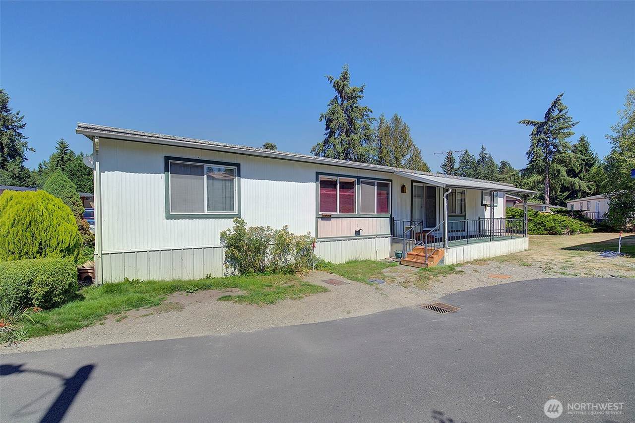 1332 192nd Street - Photo 1