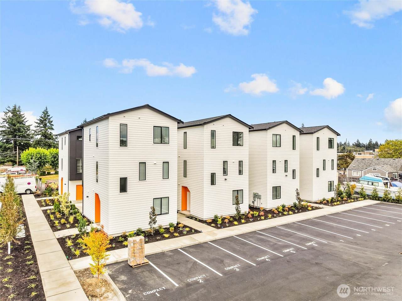 7519 Grange St W - Photo 1