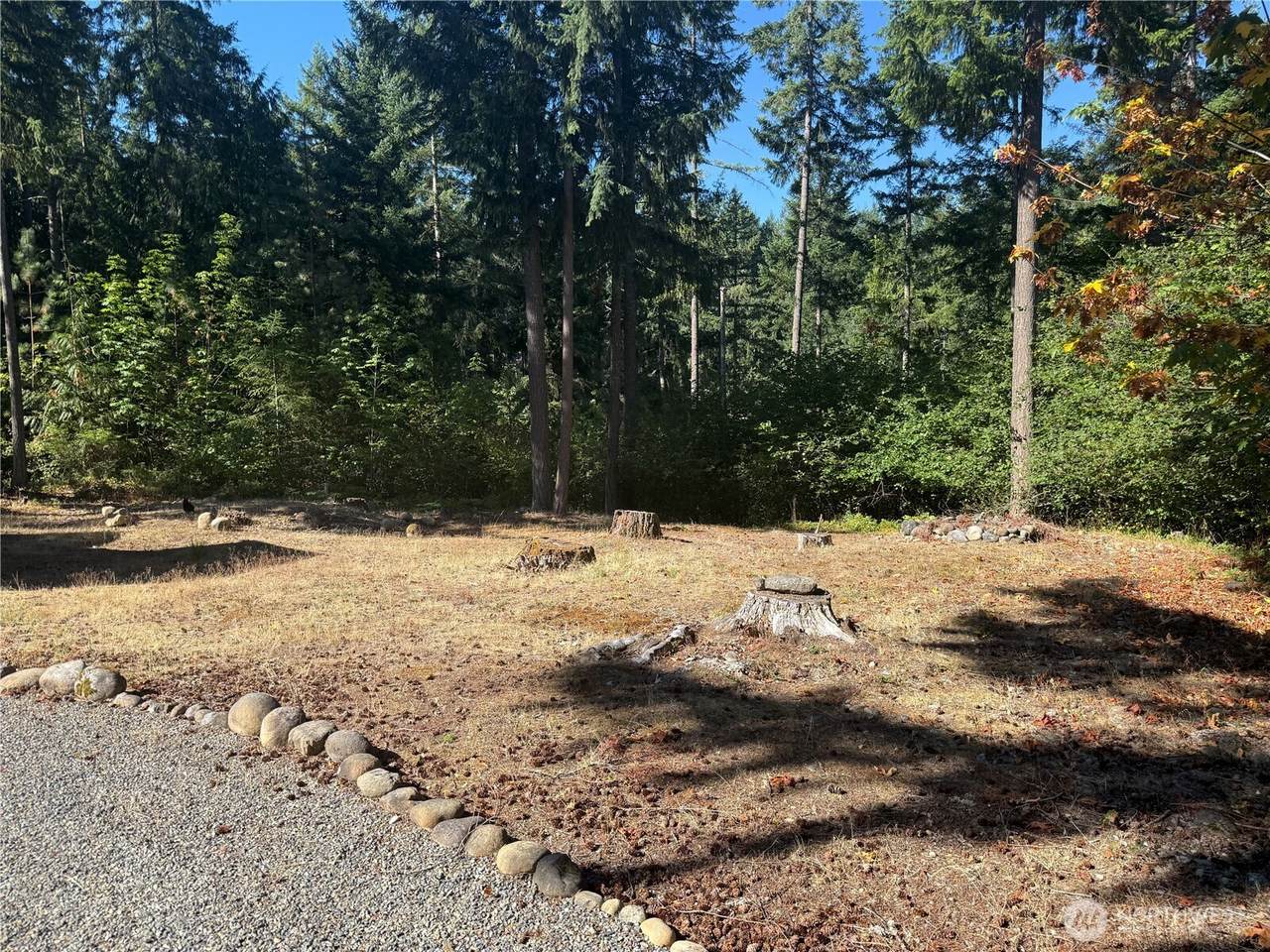 18313 Lofty Court - Photo 1