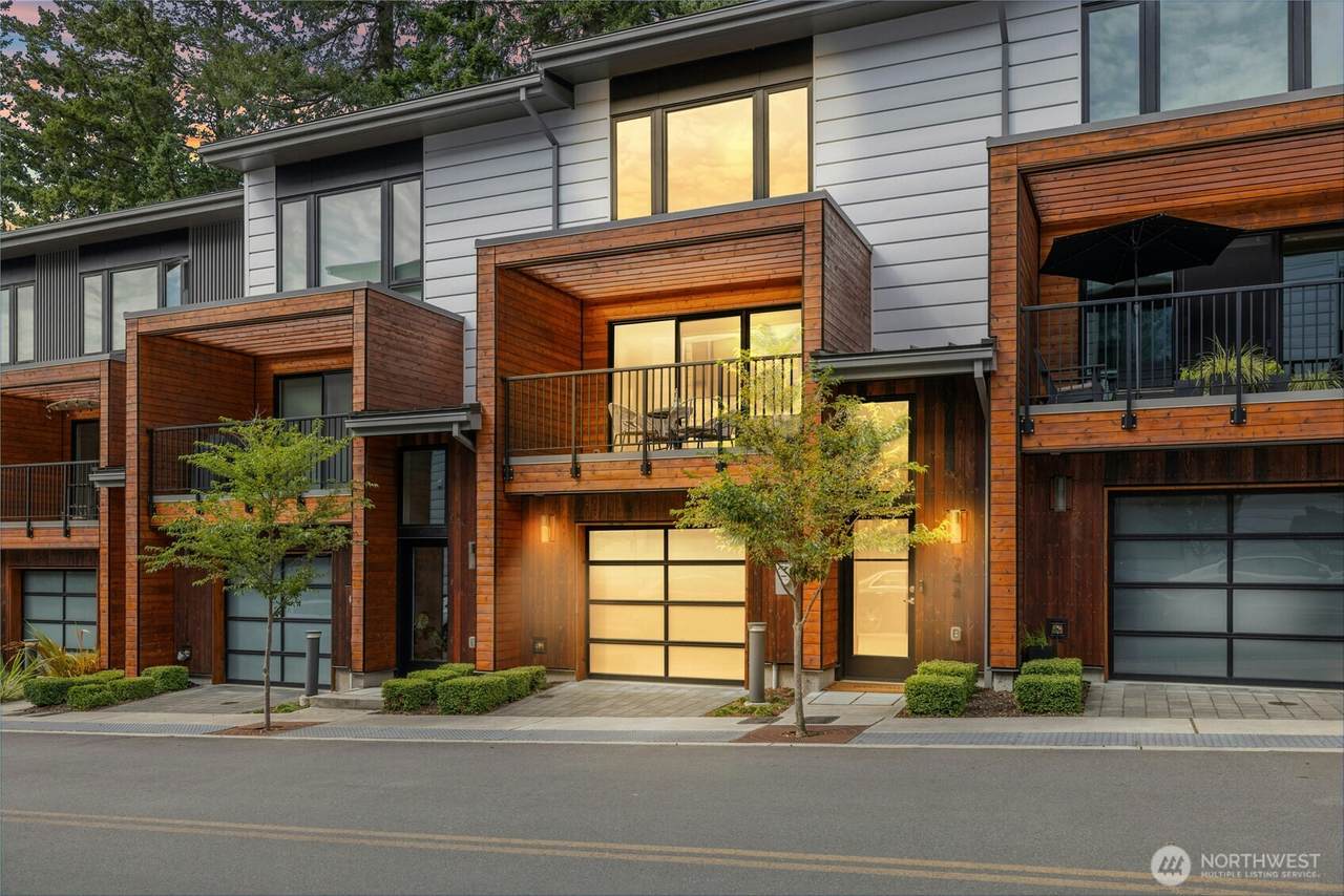 744 Hanami Lane - Photo 1