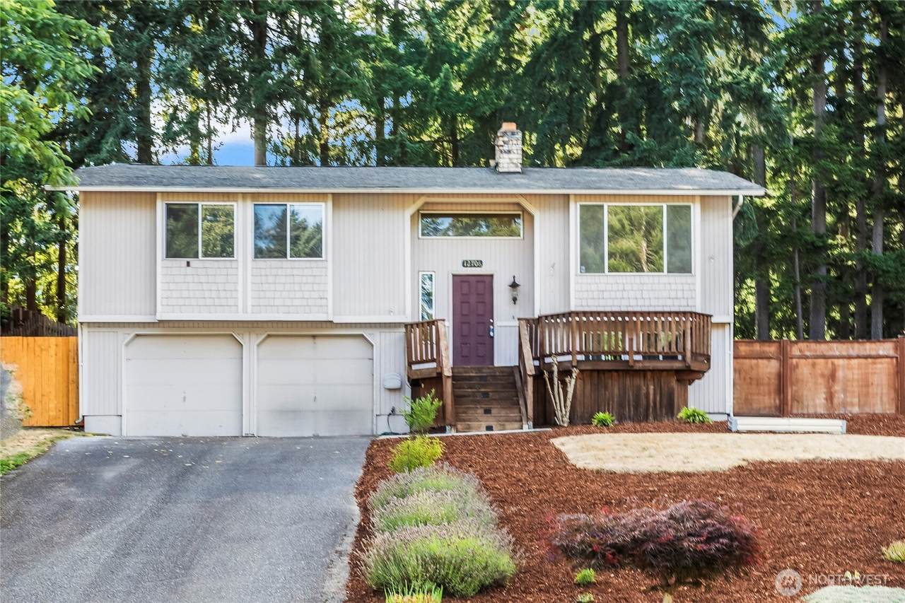 12706 125th Avenue Ct - Photo 1