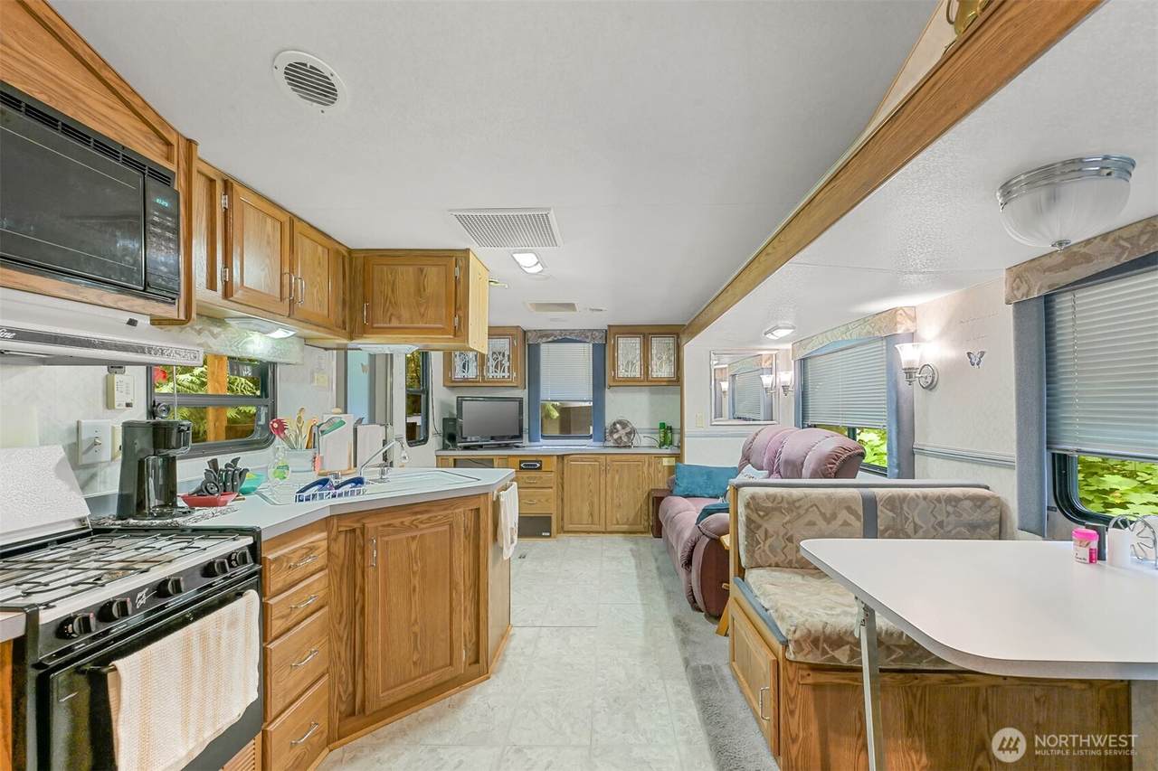 1056 Birch Lane - Photo 1