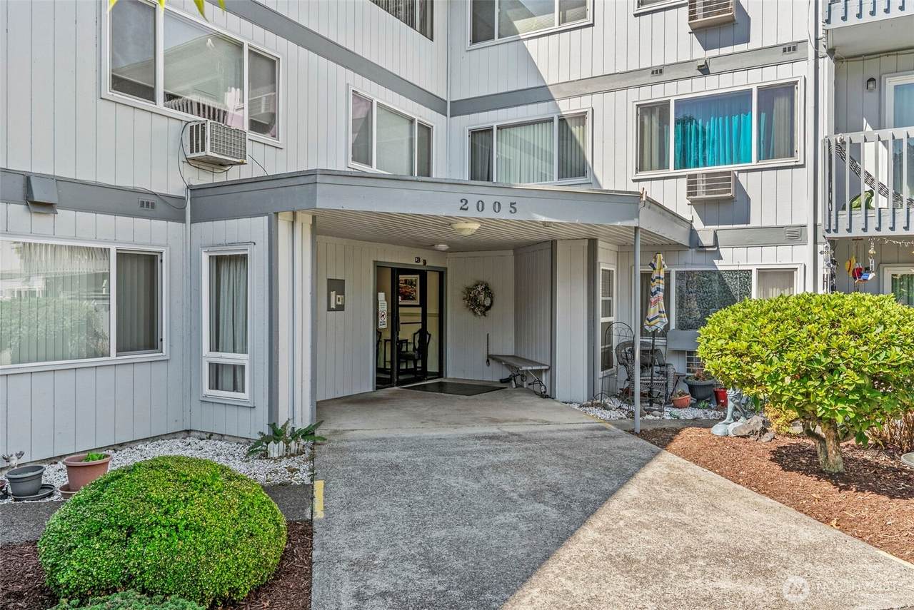 2005 Tibbetts Drive - Photo 1