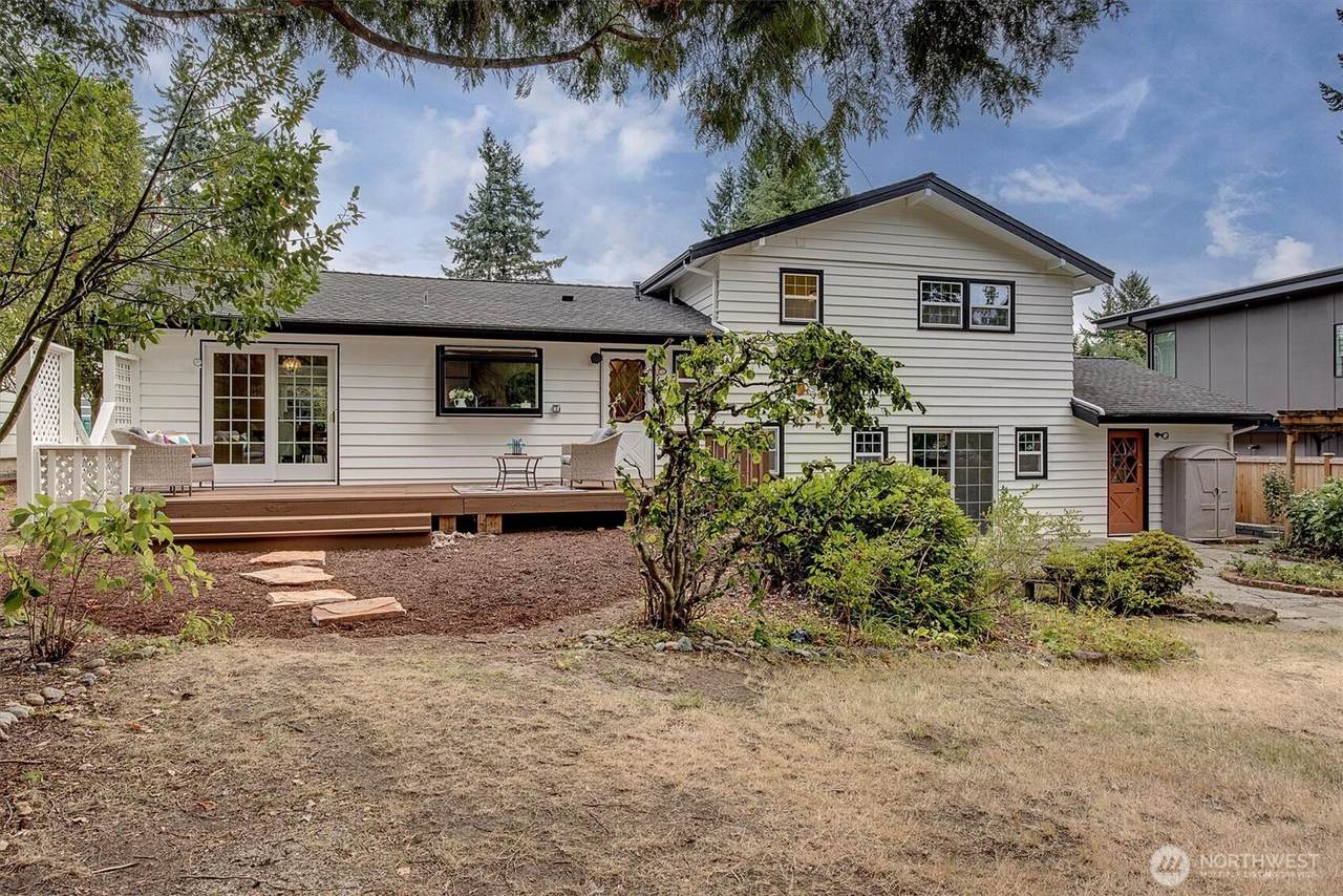 13018 95th Street - Photo 1