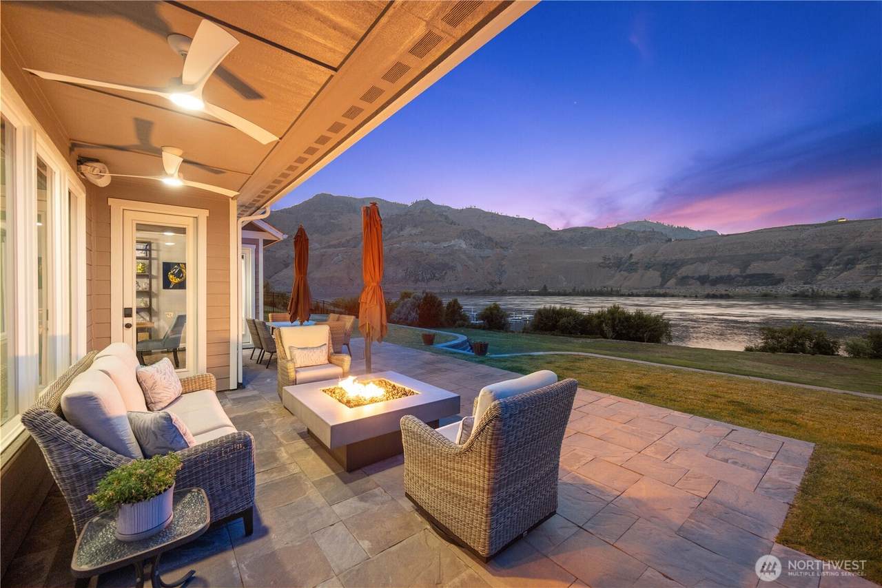 167 Shore Drive - Photo 1