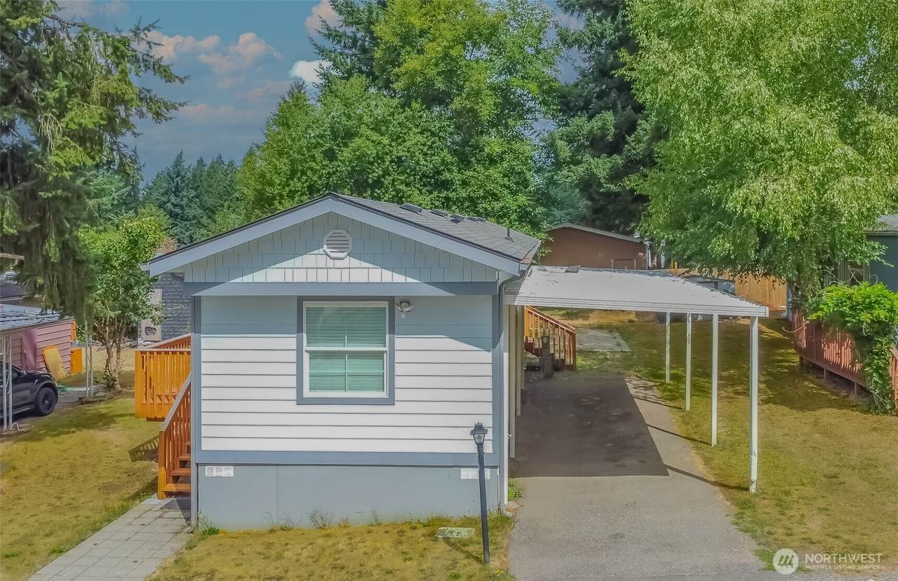 7705 158th Street Ct - Photo 1