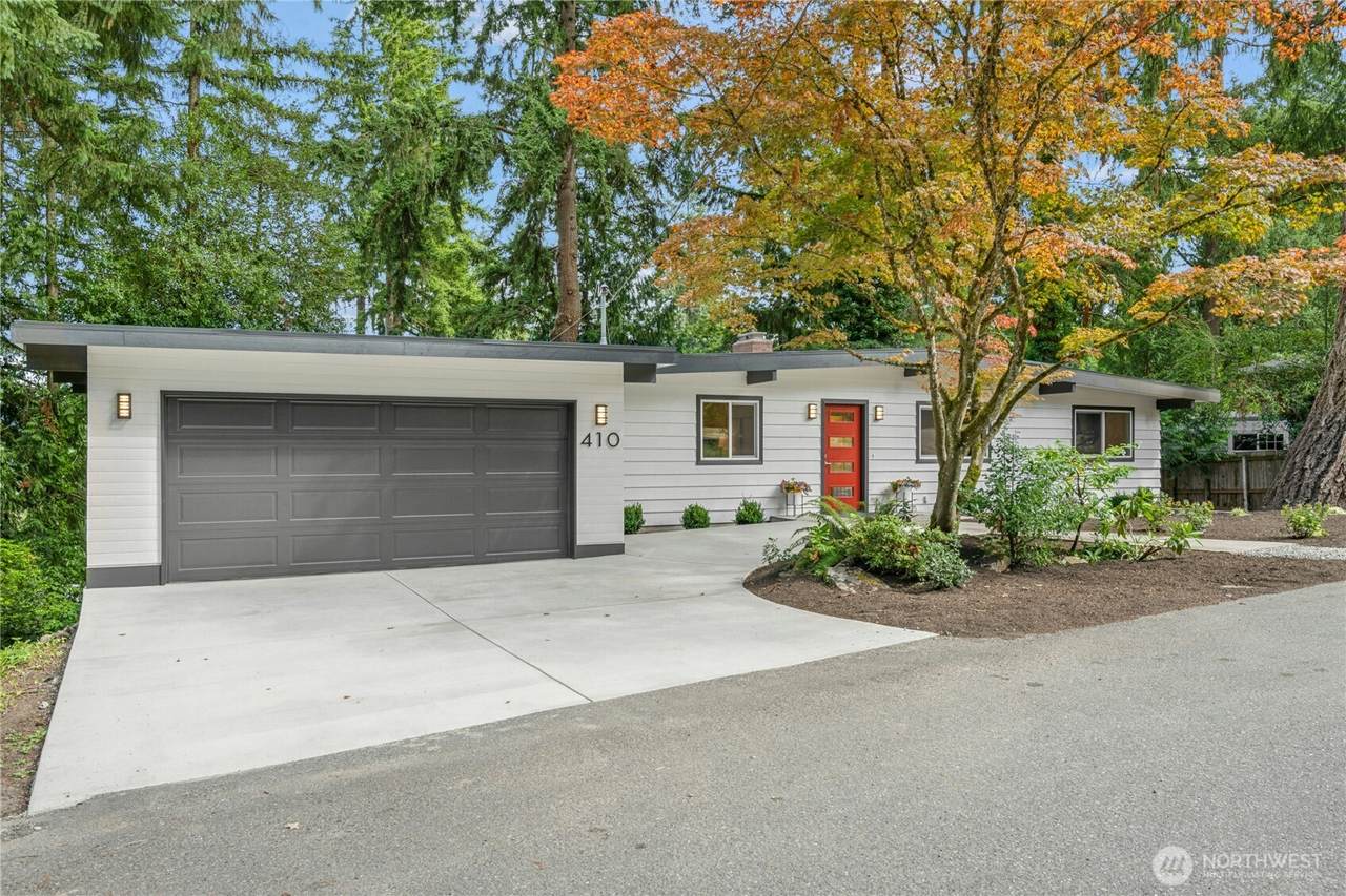 410 Mt. Jupiter Drive - Photo 1