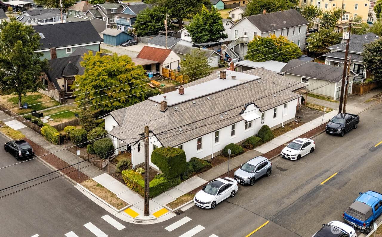 824 Kincaid Avenue - Photo 1