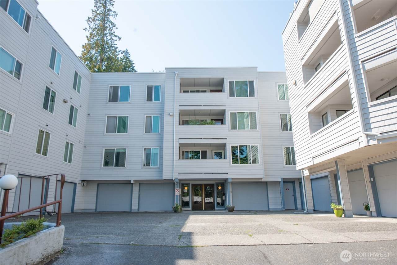 17417 Ashworth Avenue - Photo 1