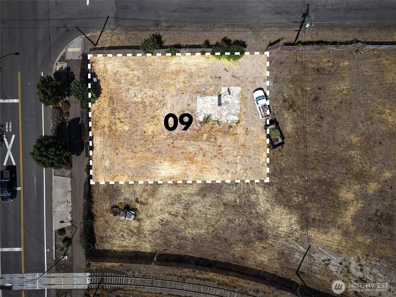 1042 13th Street - Photo 1