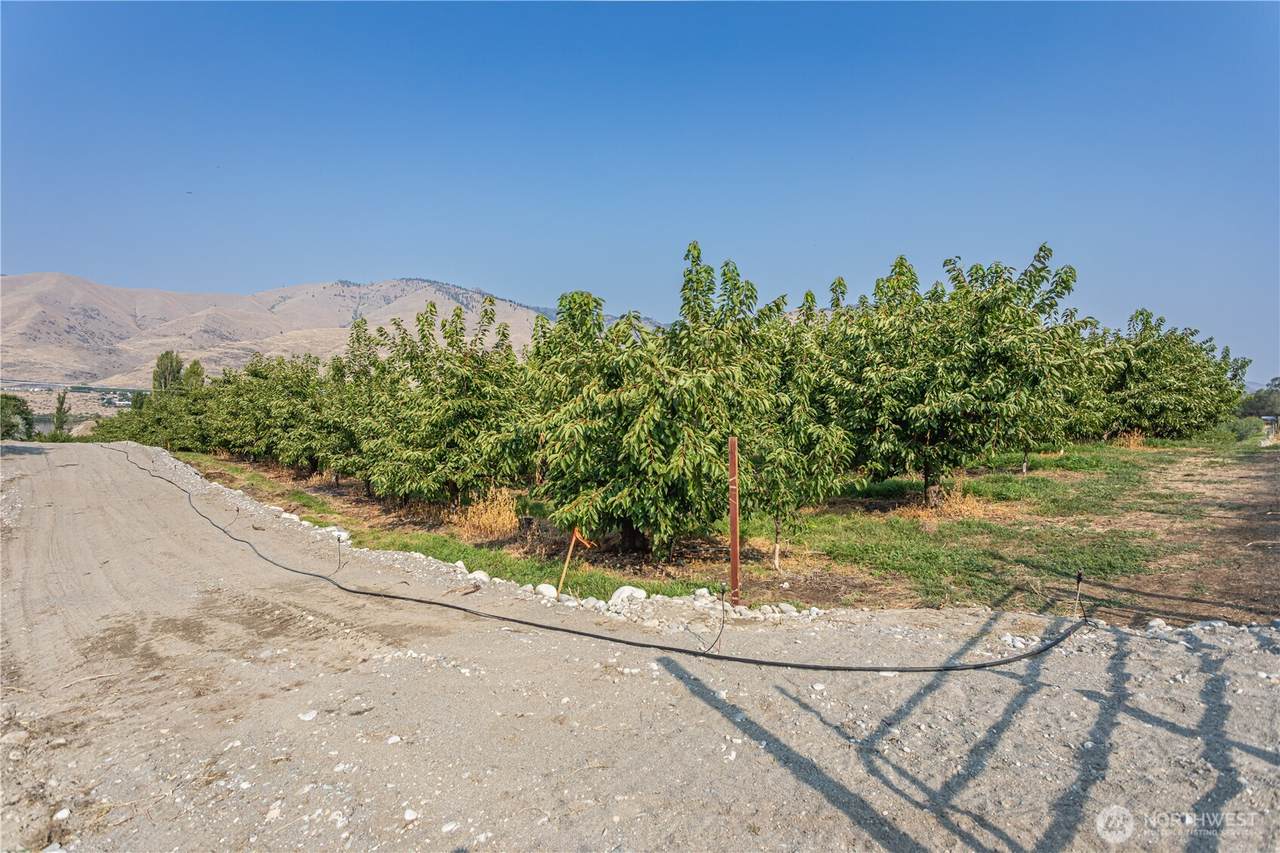 13512 Us Highway 2 - Photo 1