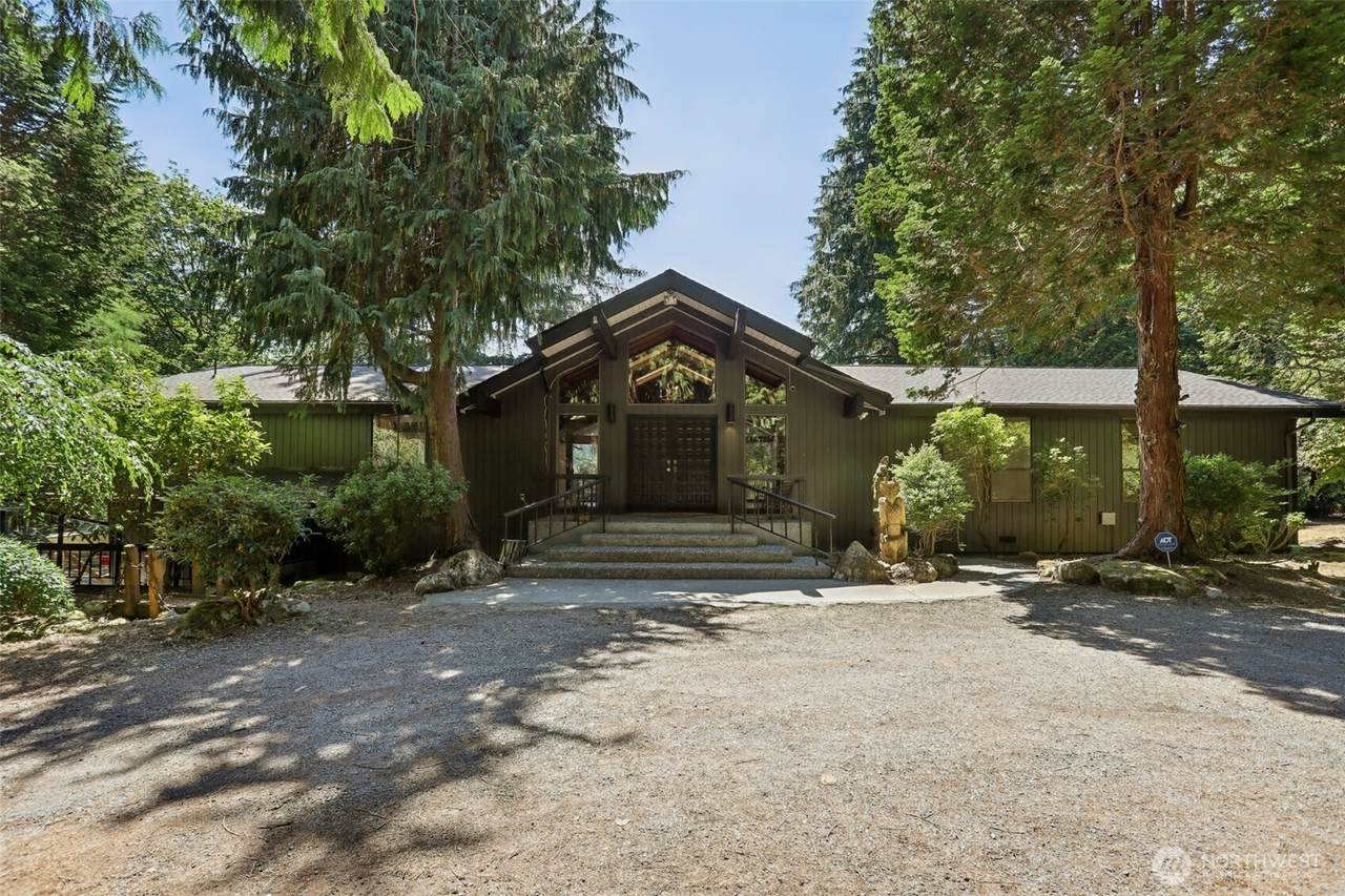 9402 Ray Gray Road - Photo 1