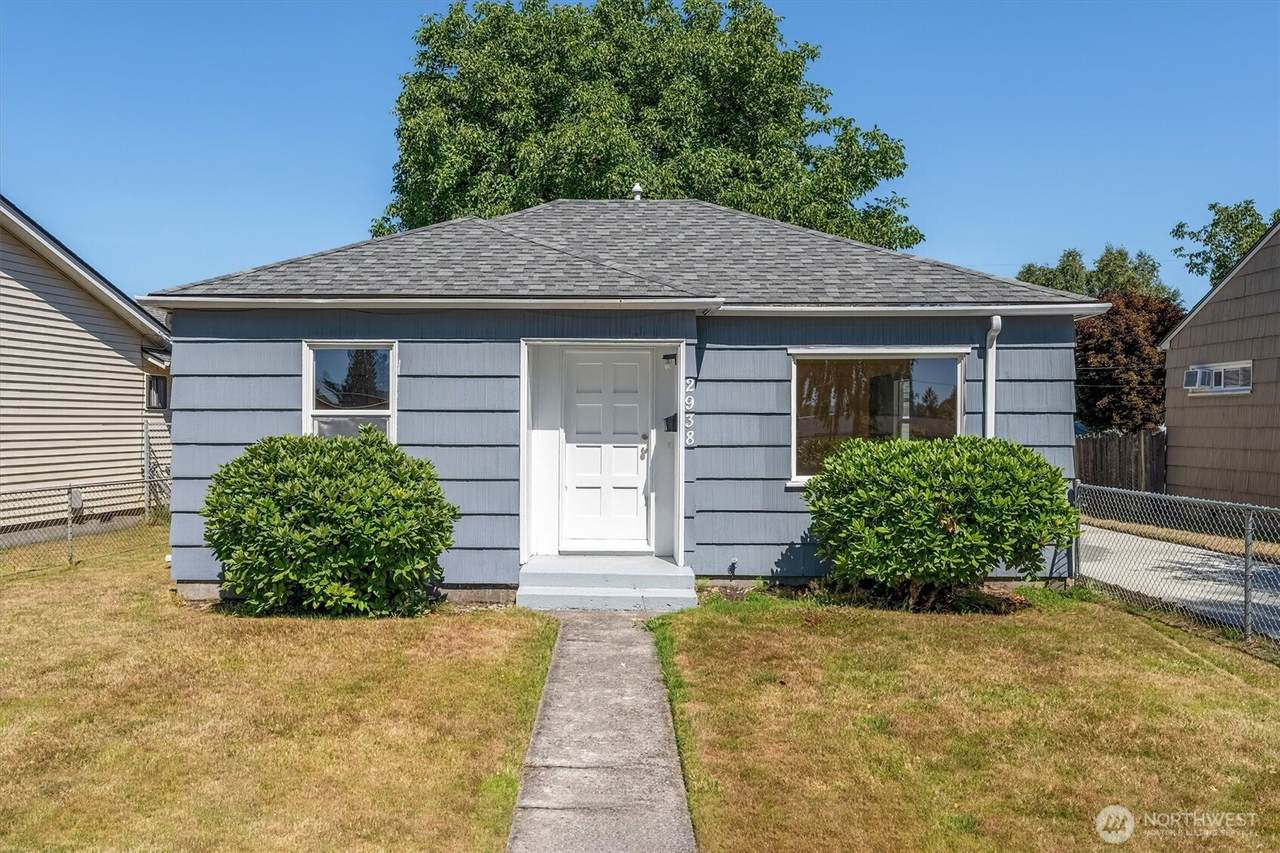 2938 Washington Way - Photo 1