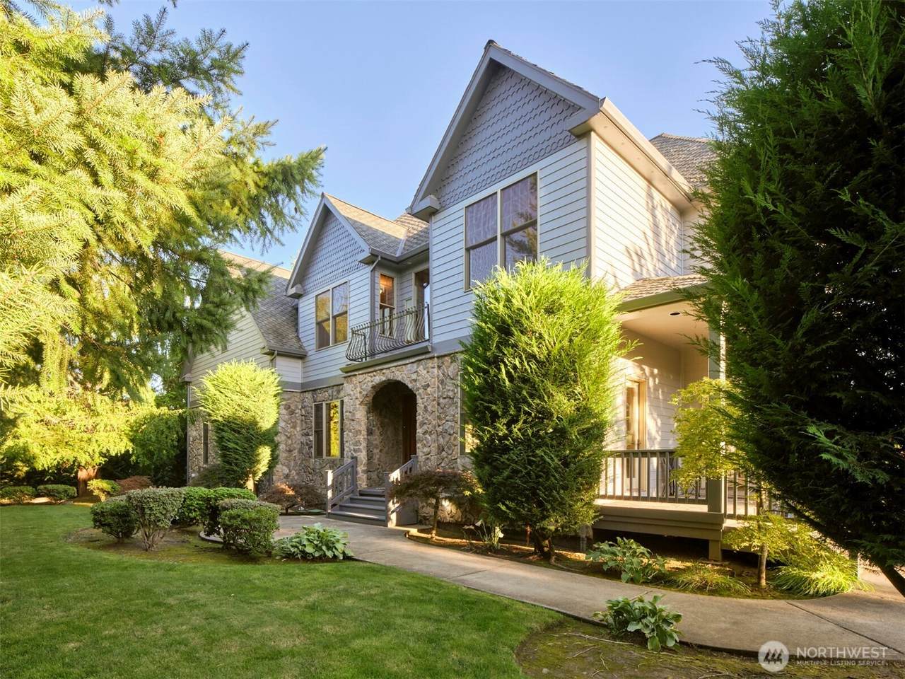 175 Ridgemont Drive - Photo 1